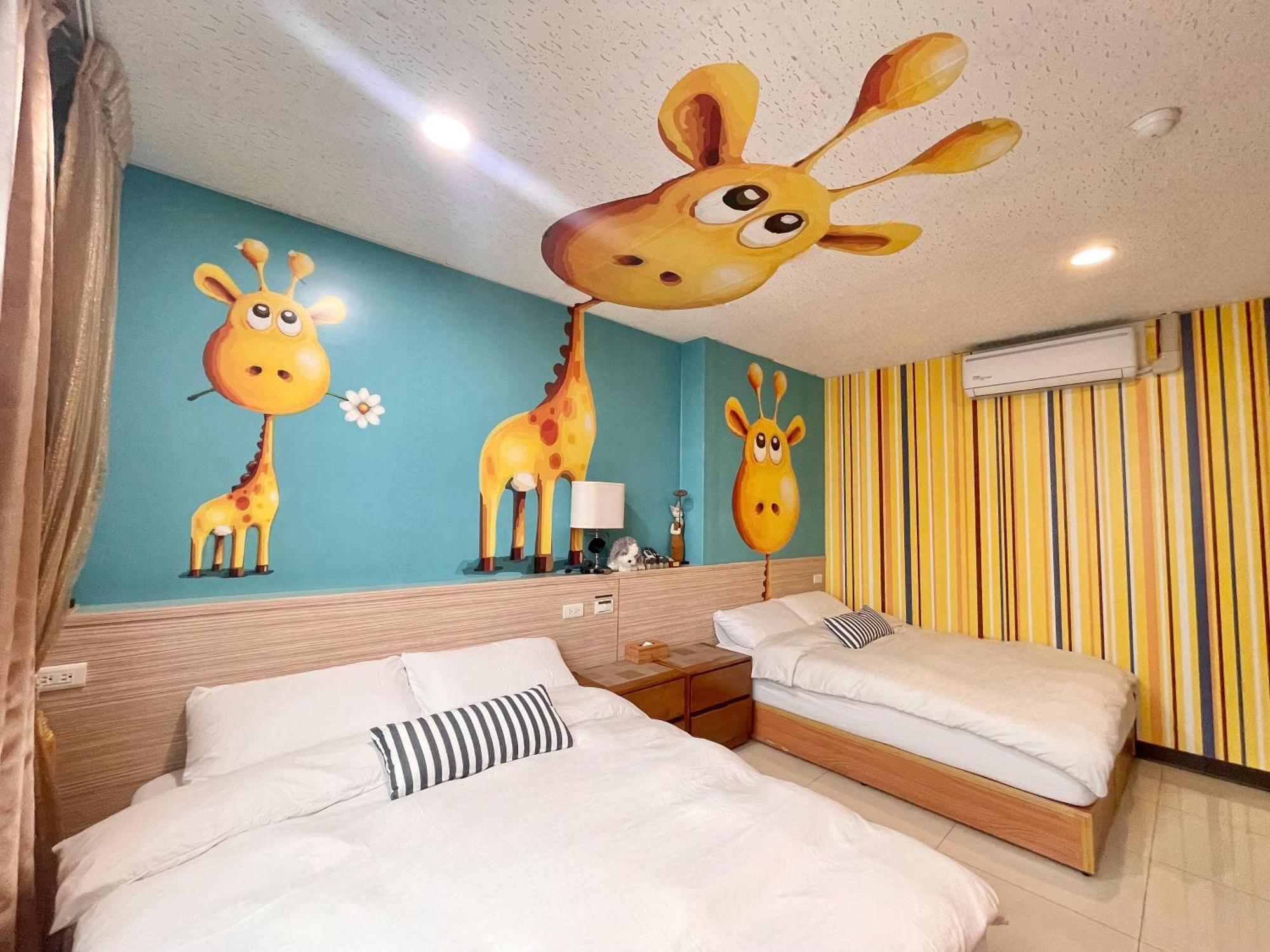 斑比bambi Hotel Тайнан Екстериор снимка